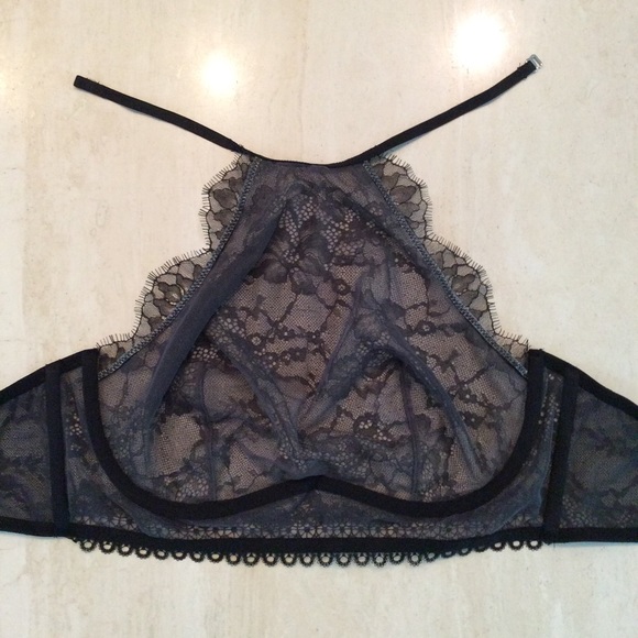 Victoria’s Secret VS VERY SEXY High Neck Bra 34D - Picture 2 of 7